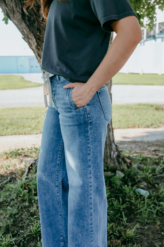 Risen High Rise Wide Jeans