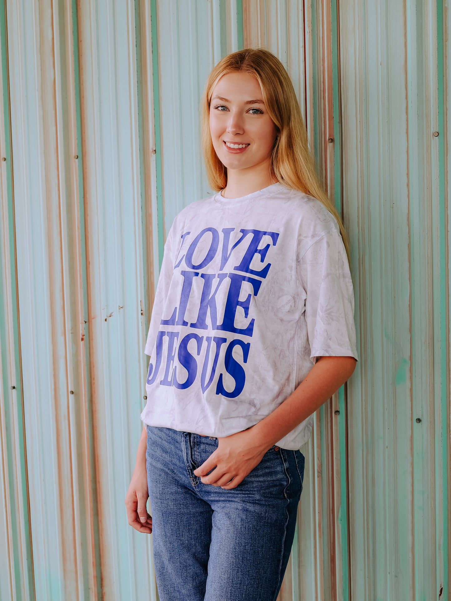 Love Like Jesus Graphic Tee