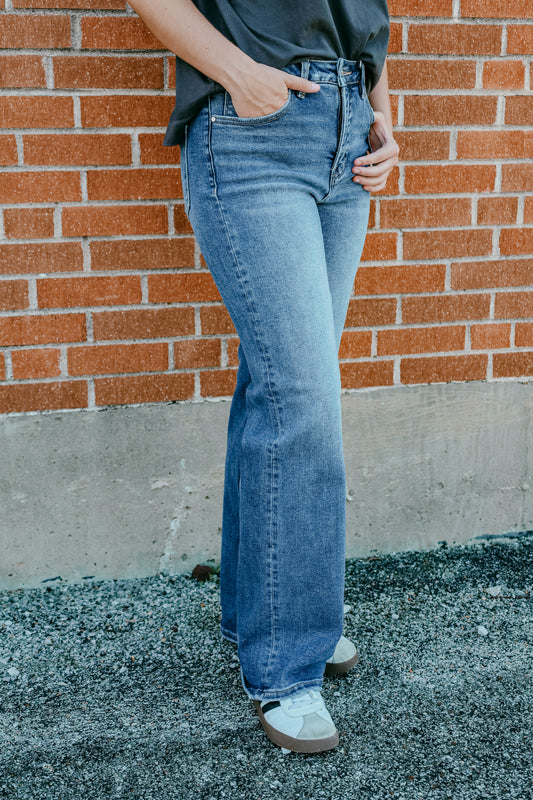 Risen High Rise Straight Jeans